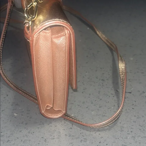 Kate Spade Metallic crossbody